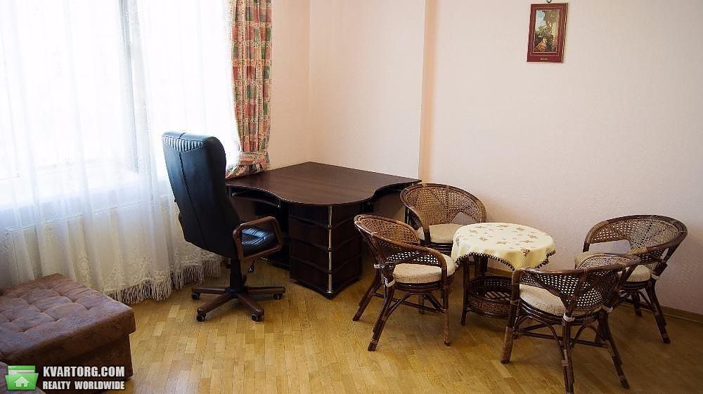 Rent out 3-room apartment. Киев,  Леси Украинки бул — photo 5