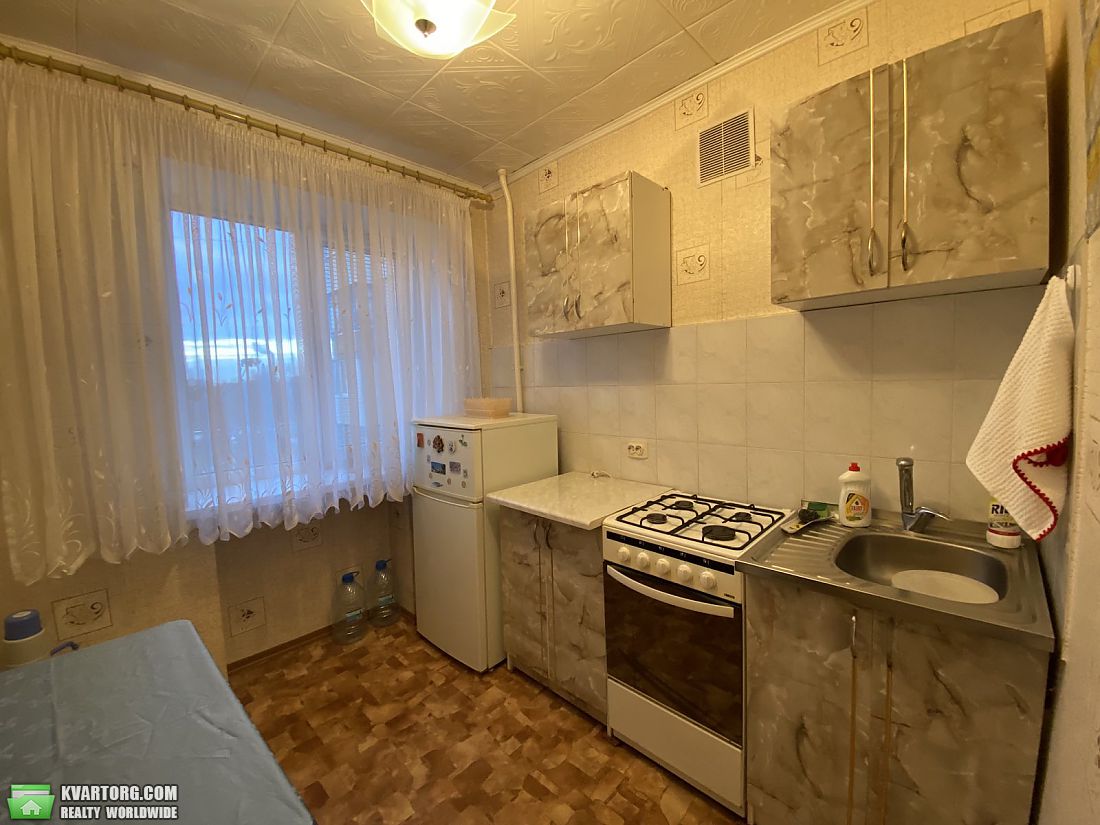 Rent out 1-room apartment. Киев, пр. Слобожанский — photo 4