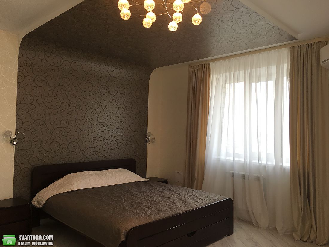 Rent out 3-room apartment. Харьков, Родниковая — photo 1