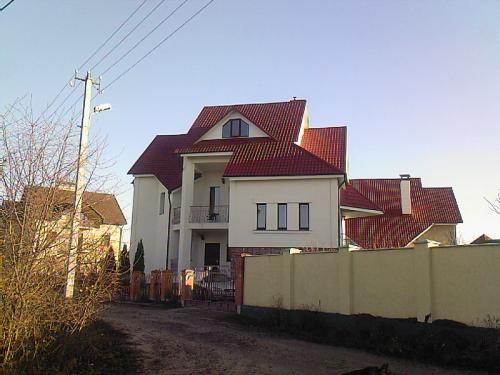 Sell house. Киев, 8 линия — photo 1