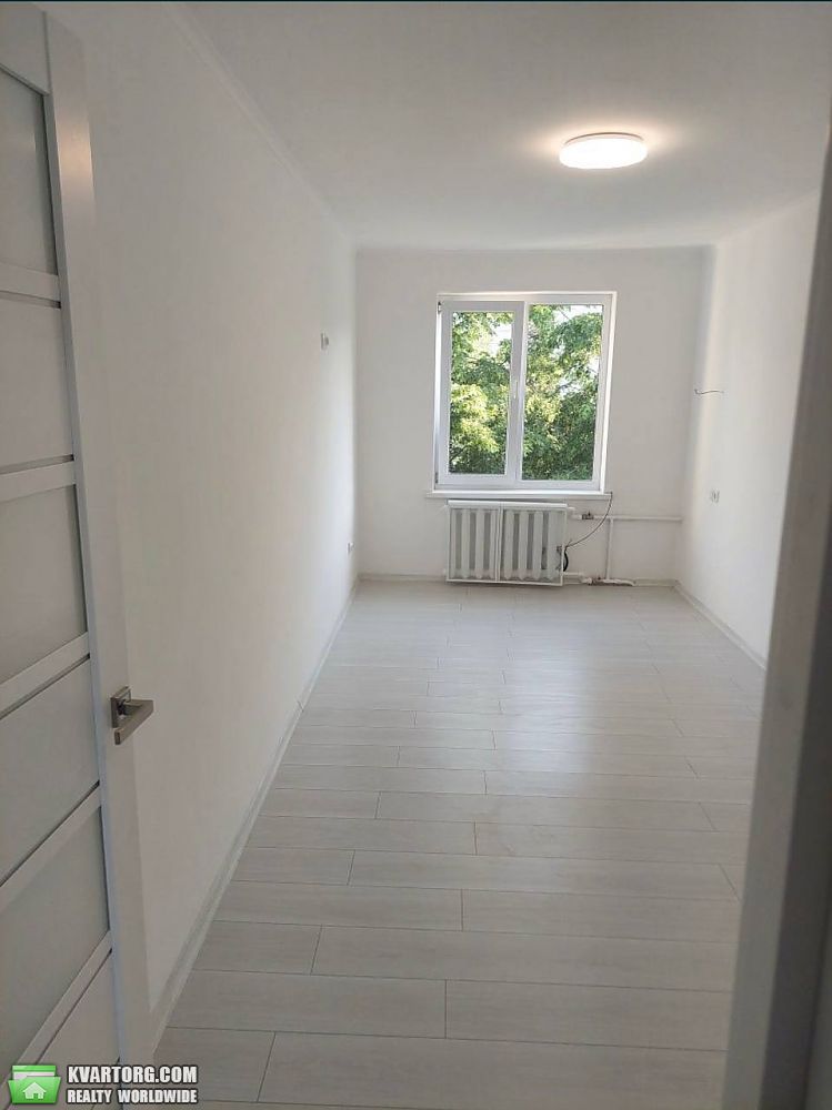 Sell 2-room apartment. Ивано-Франковск, Гната Хоткевича — photo 2