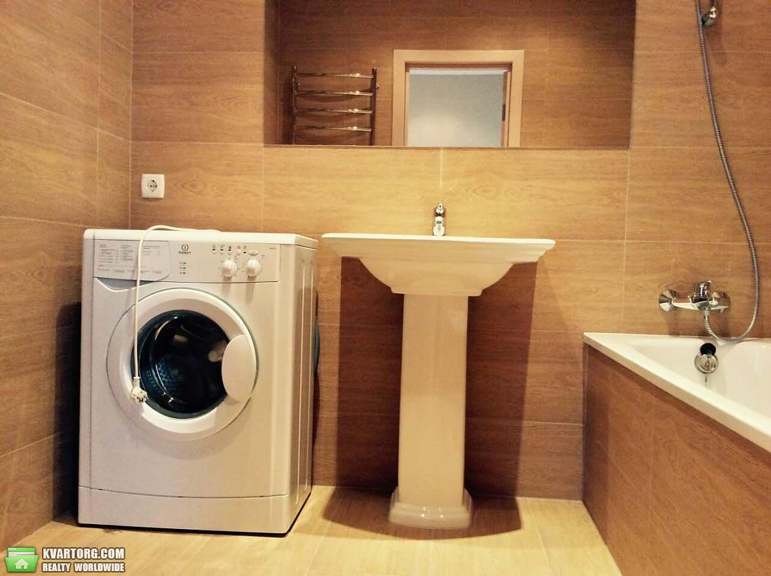 Rent out 3-room apartment. Киев,  Лебедева-Кумача — photo 8