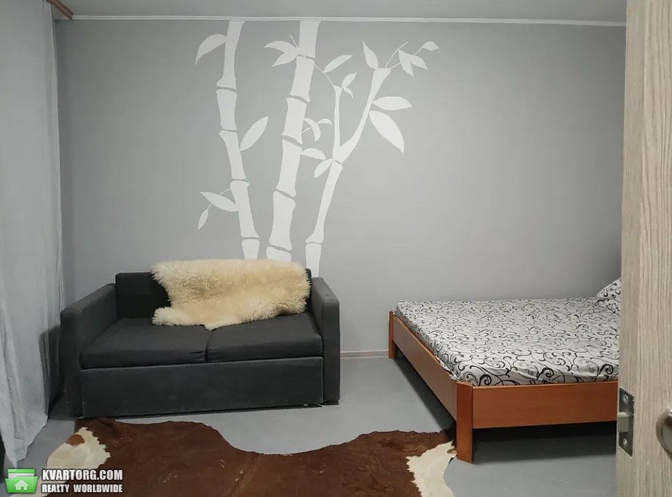 Rent out 1-room apartment. Киев,  Владимирская — photo 2
