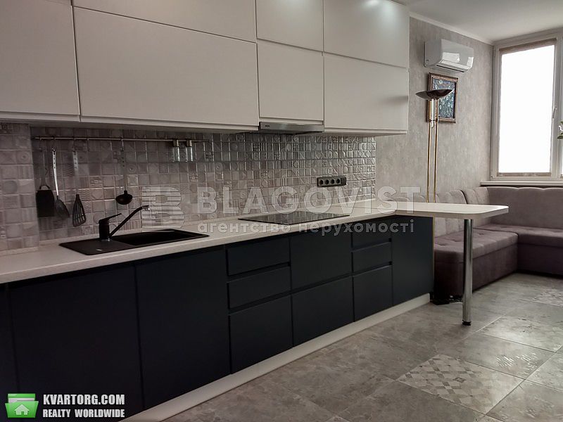 Sell 1-room apartment. Киев,  Конева — photo 1