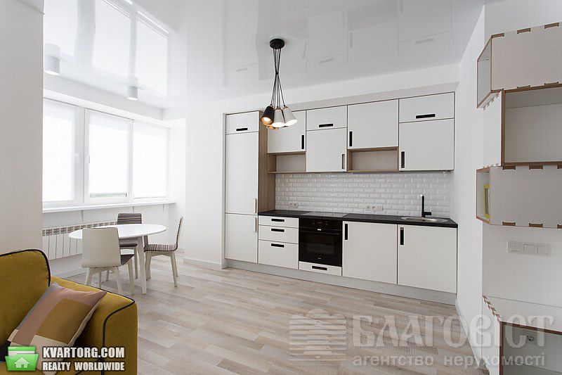 Sell 2-room apartment. Киев,  Днепровская наб — photo 3