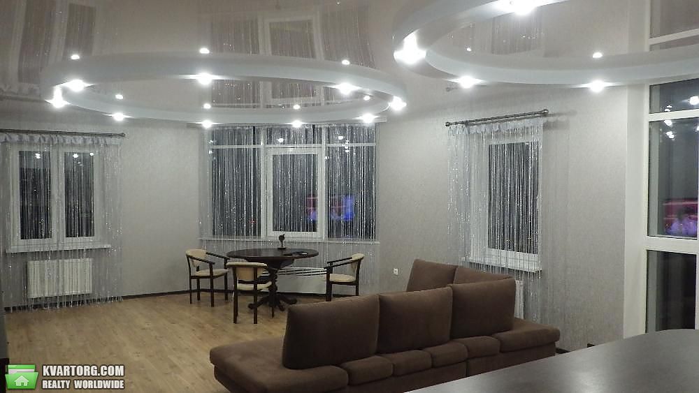 Sell 2-room apartment. Киев,  Дегтяревская — photo 3