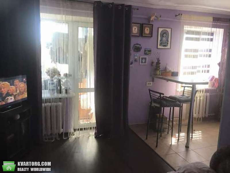 Sell 1-room apartment. Киев,  Приборный пер — photo 1
