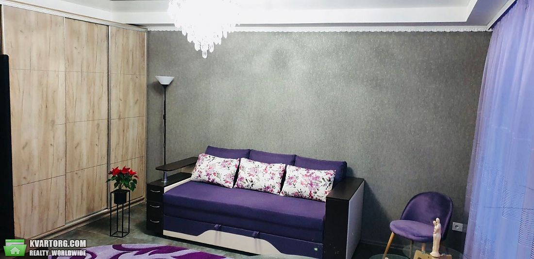 Rent out 1-room apartment. Киев, бул.Дружбы Народов — photo 1
