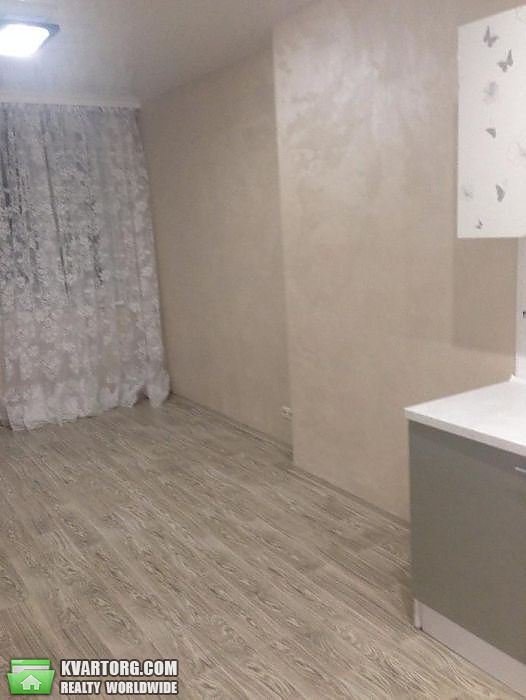 Rent out 2-room apartment. Киев,  Завальная — photo 3