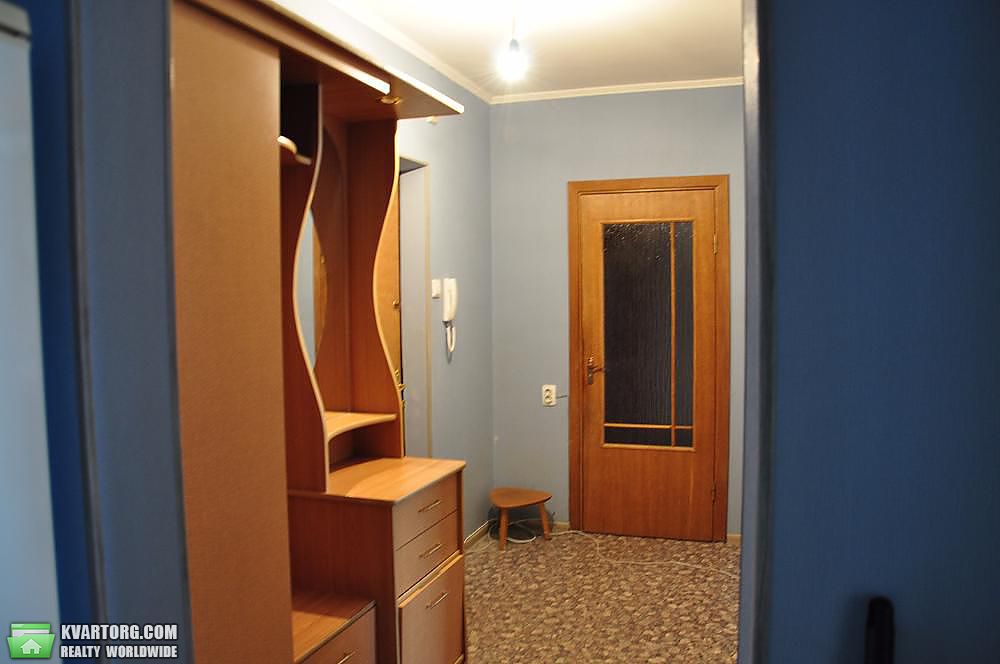 Sell 2-room apartment. Киев,  Лайоша Гавро — photo 3