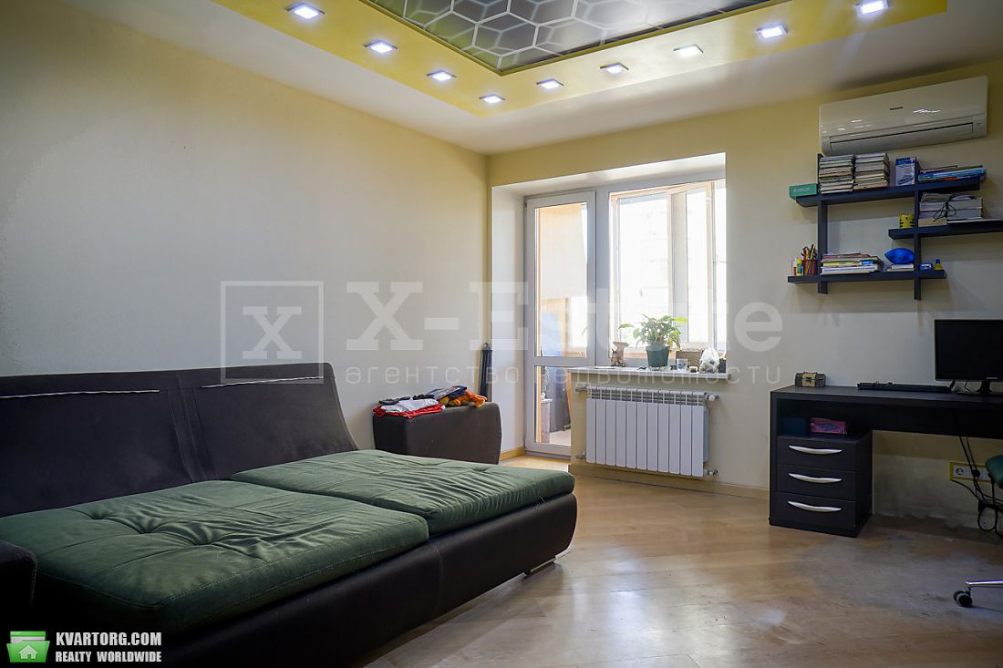 Sell 3-room apartment. Харьков,  Залесная — photo 1