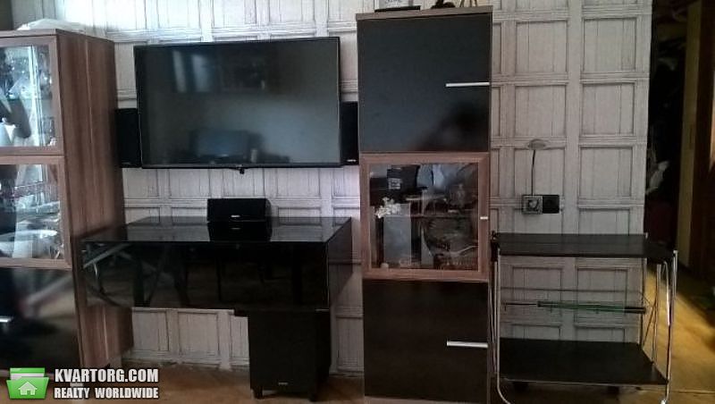 Sell 3-room apartment. Киев,  Серафимовича — photo 1
