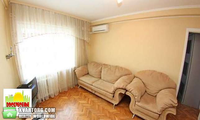 Sell 2-room apartment. Киев, Жилянская — photo 2