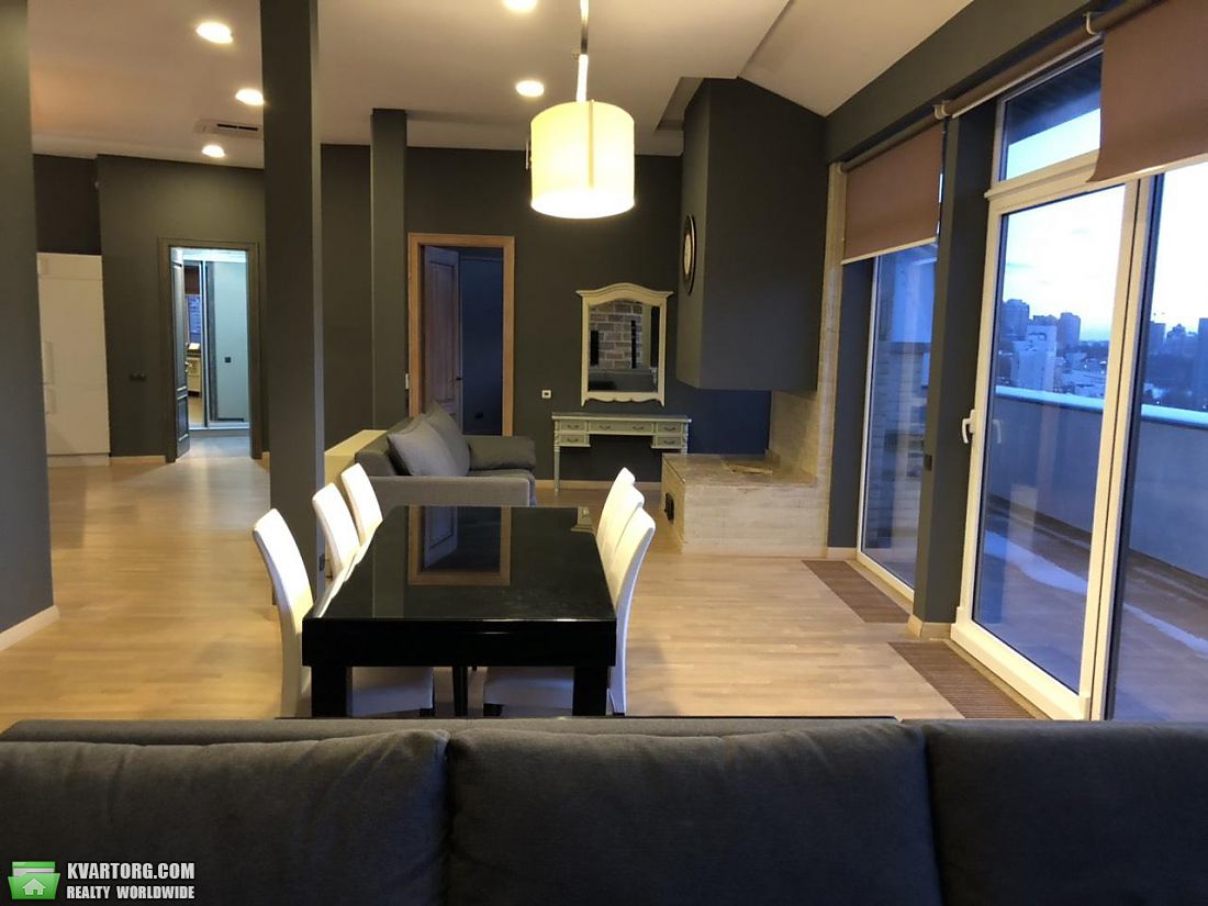 Rent out 4-room apartment. Киев,  Круглоуниверситетская — photo 10