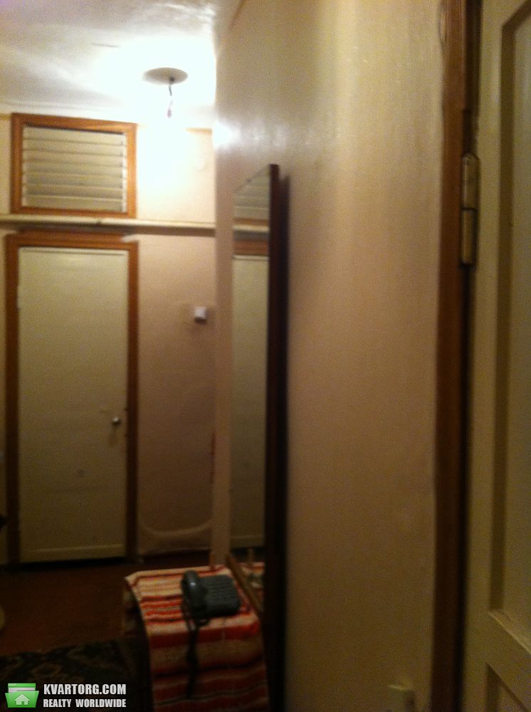 Sell 2-room apartment. Киев, Белорусская — photo 3