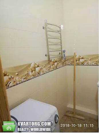 Rent out 3-room apartment. Киев,  Теремковская — photo 1