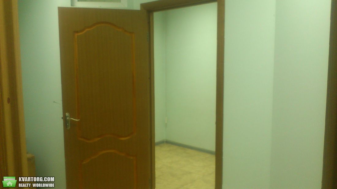 Rent out office. Киев,  Овручская — photo 6