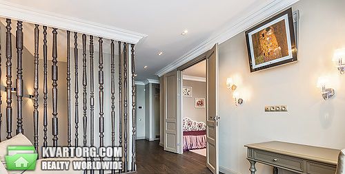 Rent out 4-room apartment. Киев, Лобановского — photo 1