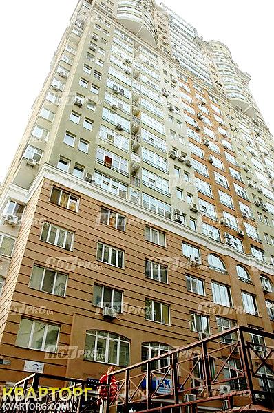 Sell 4-room apartment. Киев,  Саксаганского — photo 1