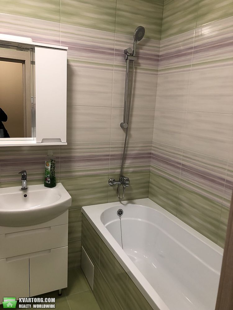 Rent out 2-room apartment. Вишневое,  Первомайская — photo 8