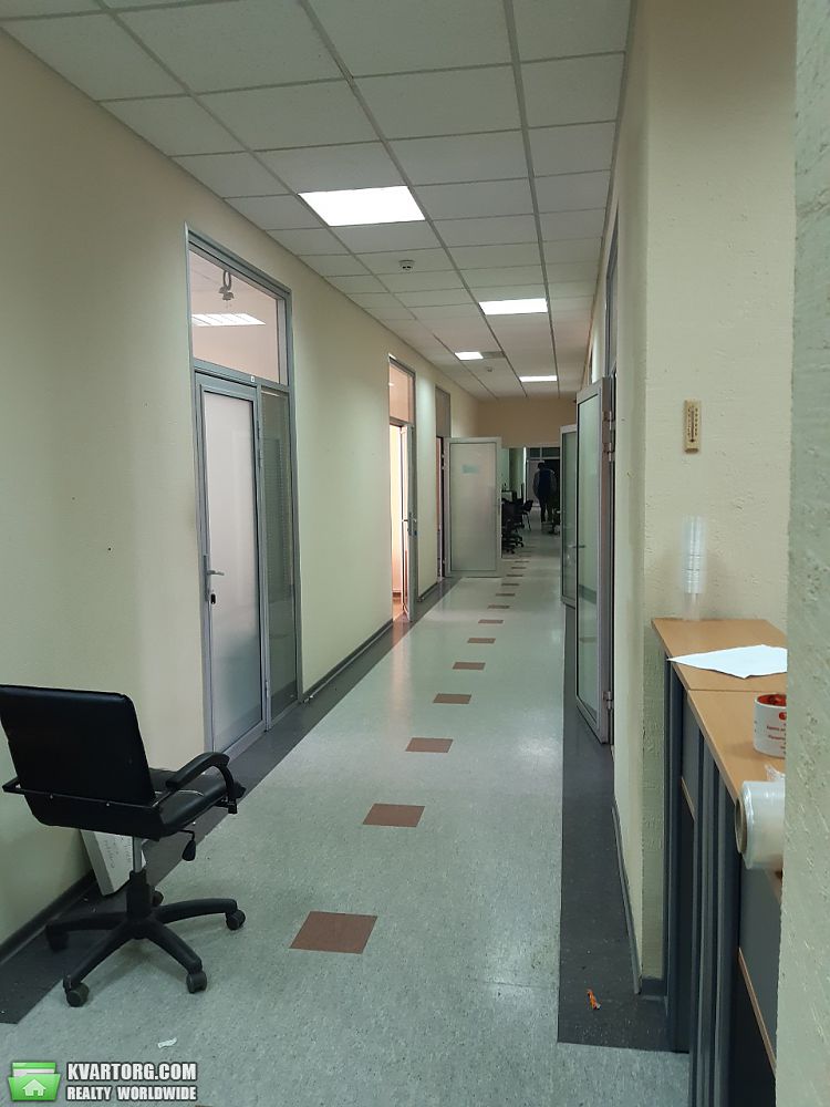 Rent out office. Киев,  Выборгская — photo 1
