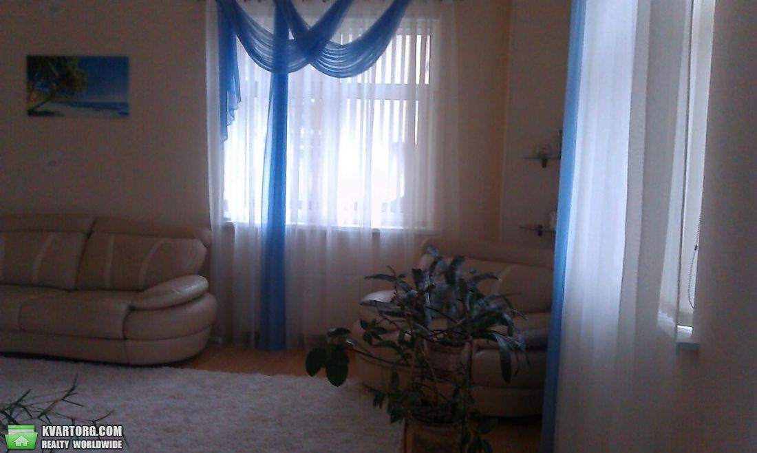 Rent out 2-room apartment. Киев,  Антоновича — photo 2