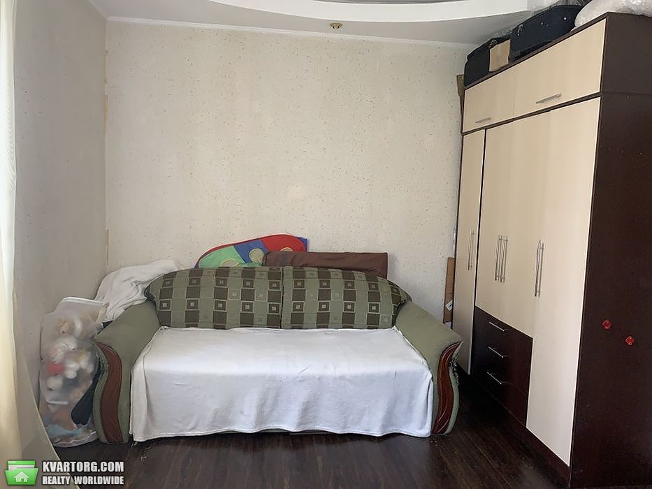 Sell 3-room apartment. Киев,  Краковская — photo 4