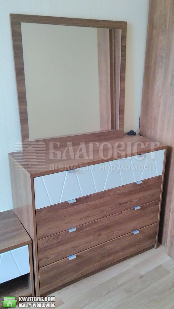 Rent out 2-room apartment. Киев,  Большая Житомирская — photo 5
