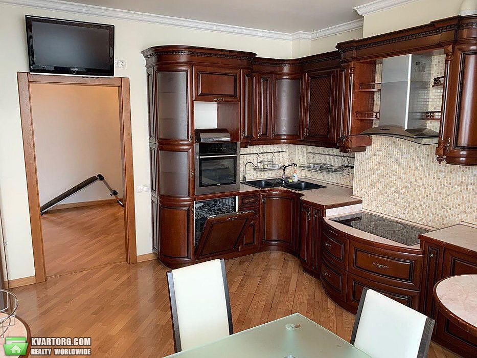 Rent out 3-room apartment. Киев,  Черновола — photo 1