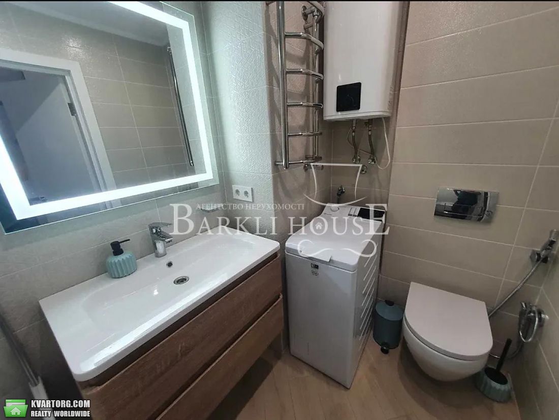 Rent out 1-room apartment. Киев,  Саксаганского — photo 9