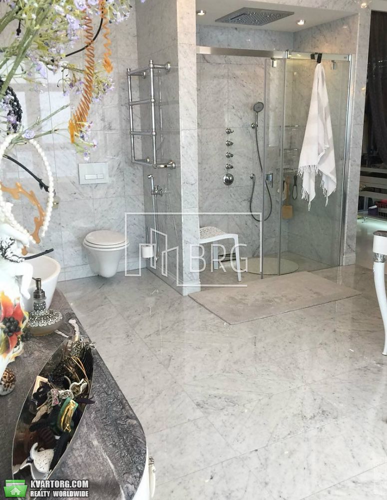 Rent out 3-room apartment. Киев,  Драгомирова — photo 6
