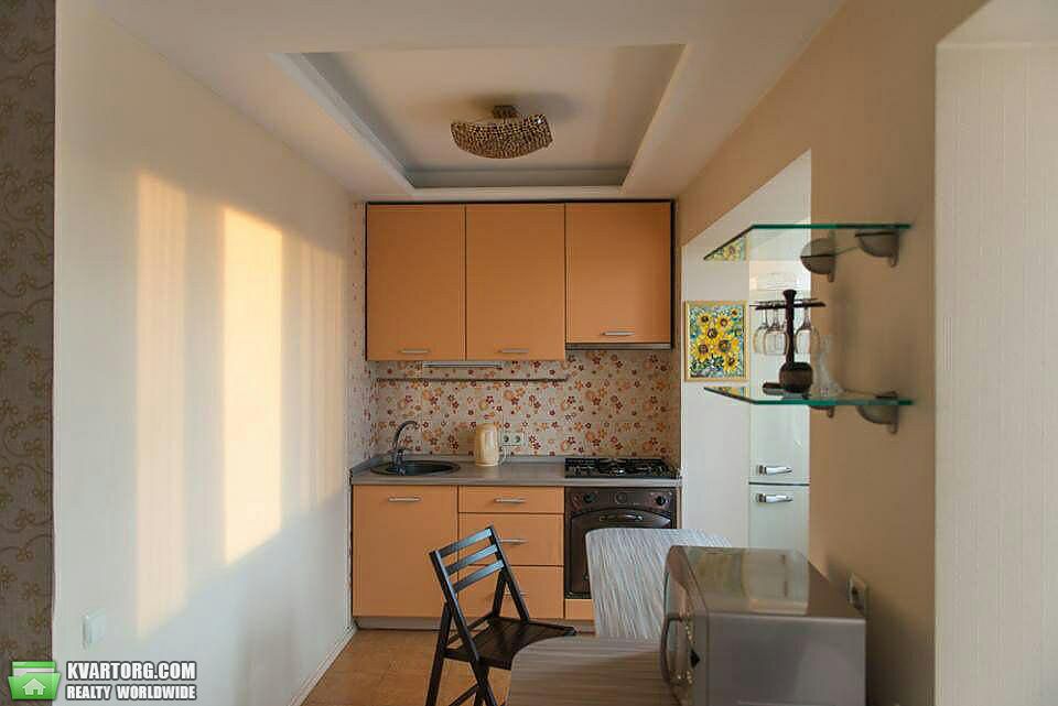 Rent out 1-room apartment. Киев,  Соломенская — photo 2