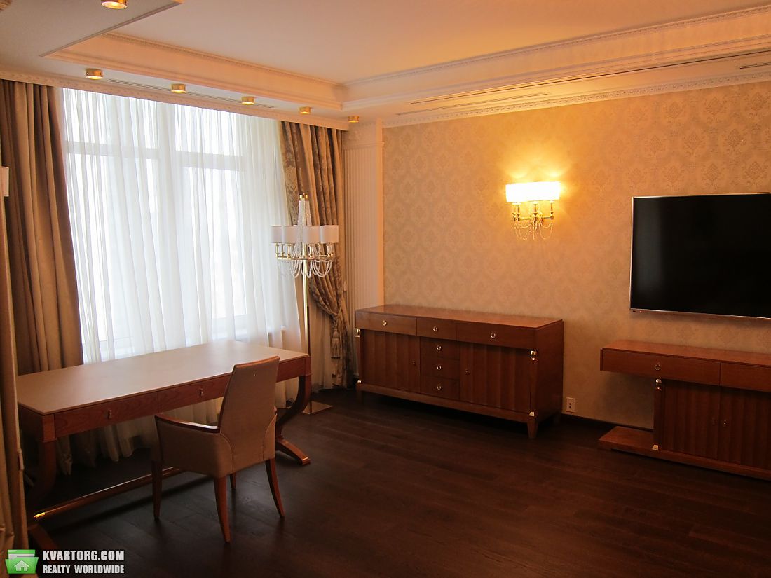Sell multi-room apartment. Киев, Драгомирова — photo 7