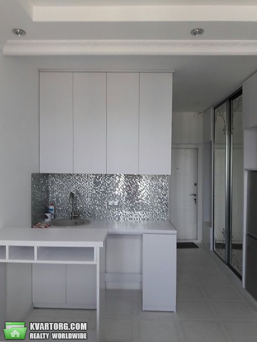 Sell 1-room apartment. Киев, пр. Соборности — photo 1