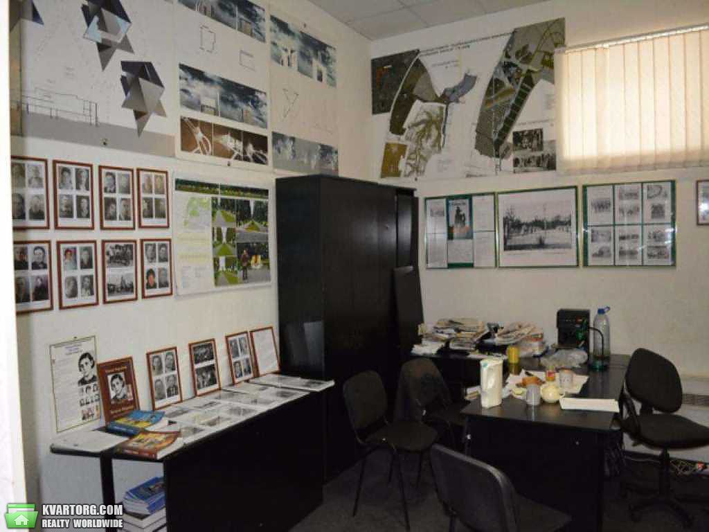 Rent out office. Киев, Бассейная — photo 1
