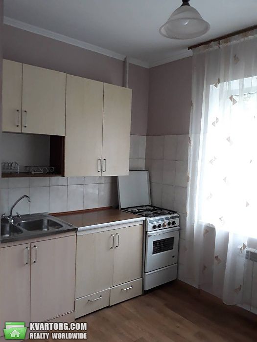 Rent out 1-room apartment. Киев,  Лайоша Гавро — photo 3