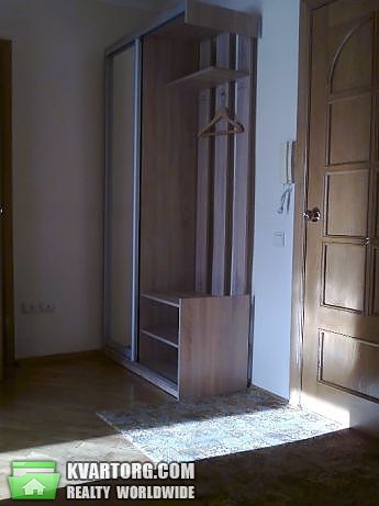 Rent out 2-room apartment. Киев,  Печенежская — photo 3