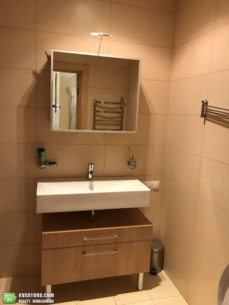 Rent out 3-room apartment. Киев,  Гетьмана — photo 6