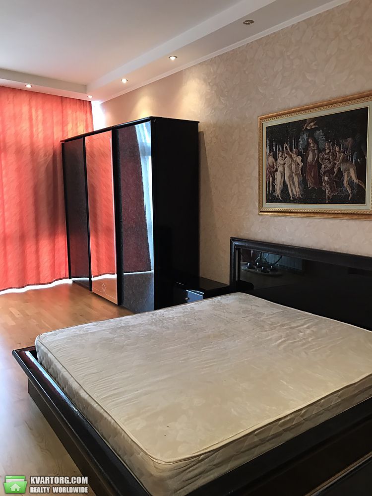 Rent out 3-room apartment. Киев,  Героев Сталинграда пр — photo 3