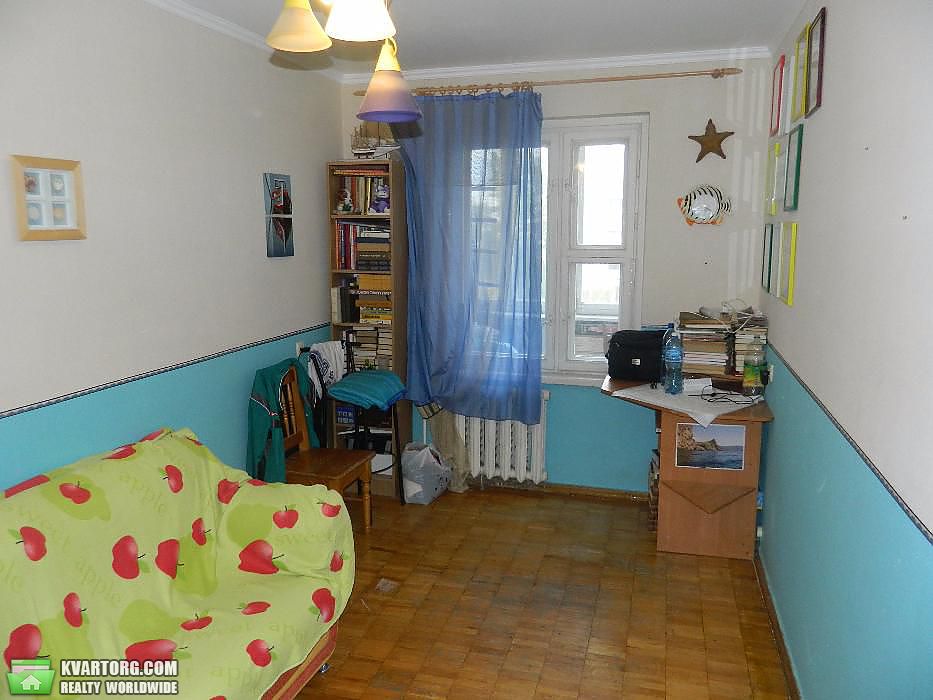 Sell 4-room apartment. Киев,  Дарницкий бул — photo 1
