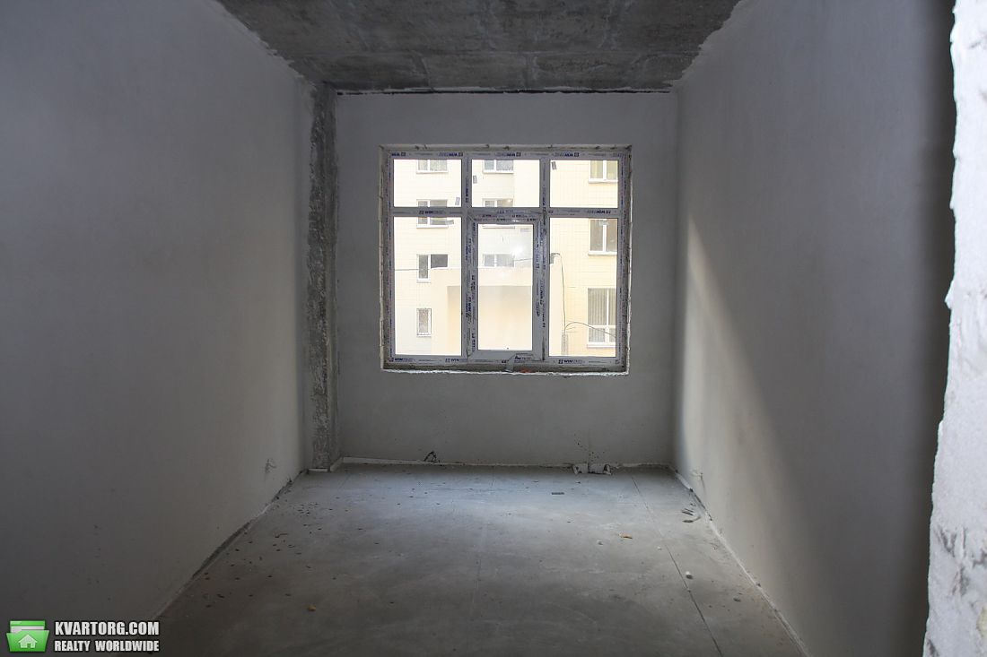 Sell 3-room apartment. Киев,  Щорса — photo 3