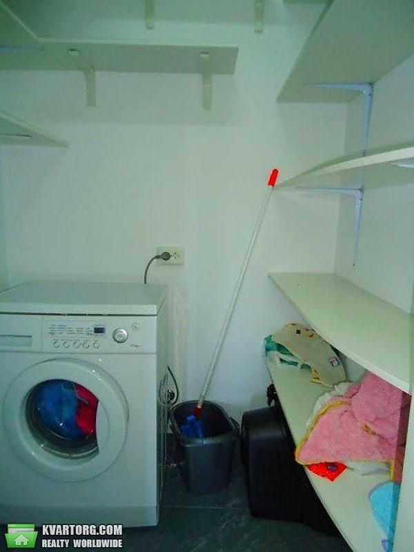Rent out 3-room apartment. Киев,  Дегтяревская — photo 9