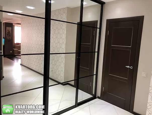 Rent out 3-room apartment. Киев, Вадима Гетьмана — photo 8