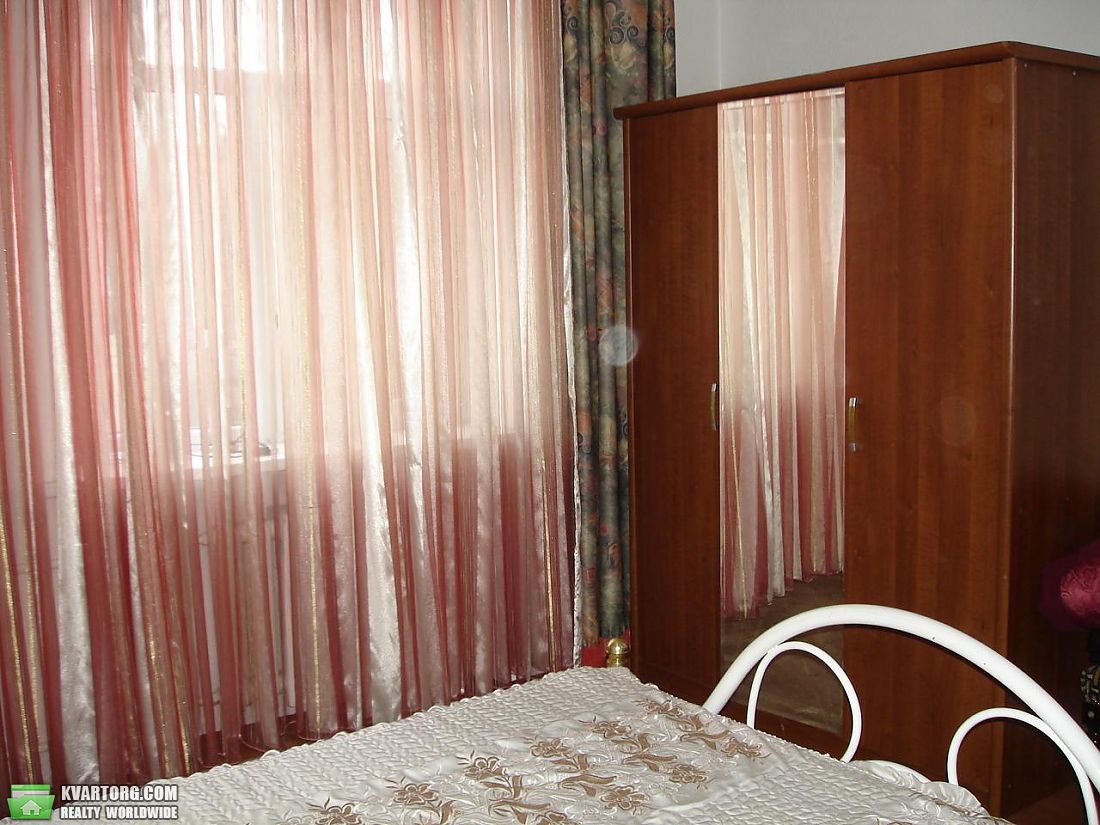 Rent out 2-room apartment. Киев, Леси Украинки бульв. — photo 6