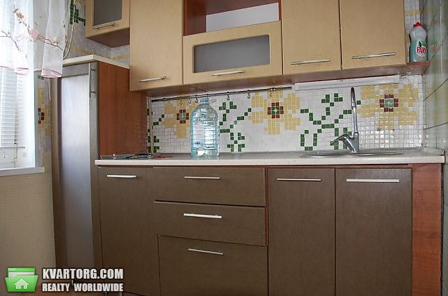 Sell 2-room apartment. Киев,  Приречная — photo 2
