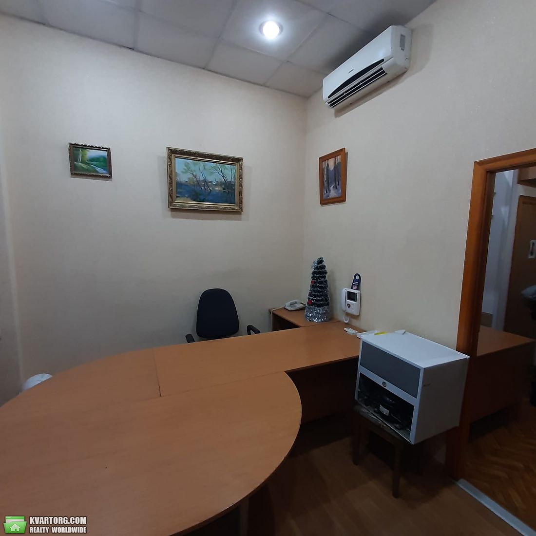 Rent out office. Киев,  Паньковская — photo 1
