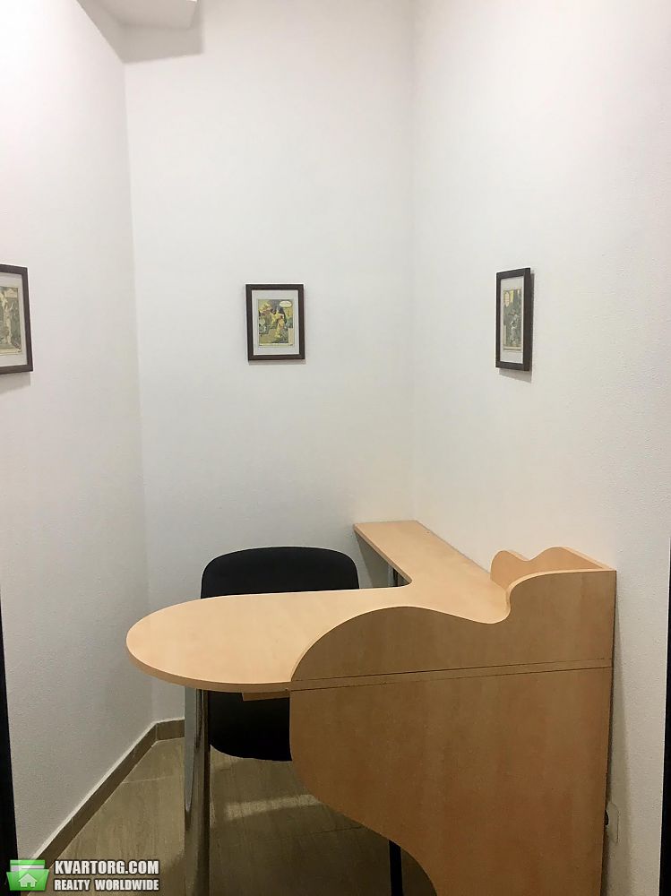 Rent out office. Киев,  Окипной — photo 1