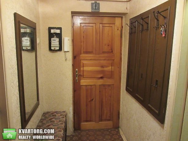 Rent out 2-room apartment. Киев,  Мира пр — photo 3