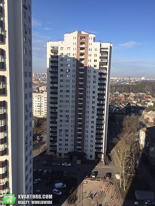 Sell 3-room apartment. Киев,  Макаренко — photo 9