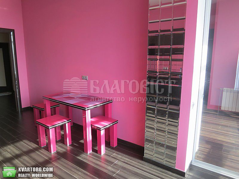 Rent out 2-room apartment. Киев,  Московская — photo 2